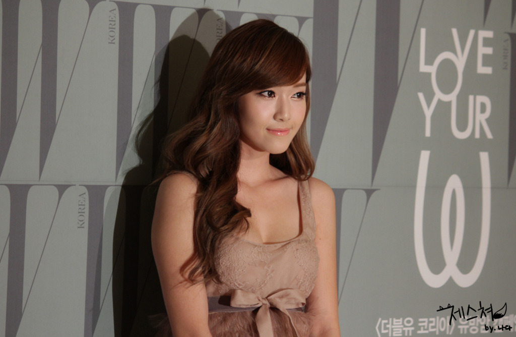 [PIC][20-10-2011]JESSICA XUẤT HIỆN TẠI W MAGAZINE EVENT VÀO CHIỀU NAY 186657484EA0331635C91F