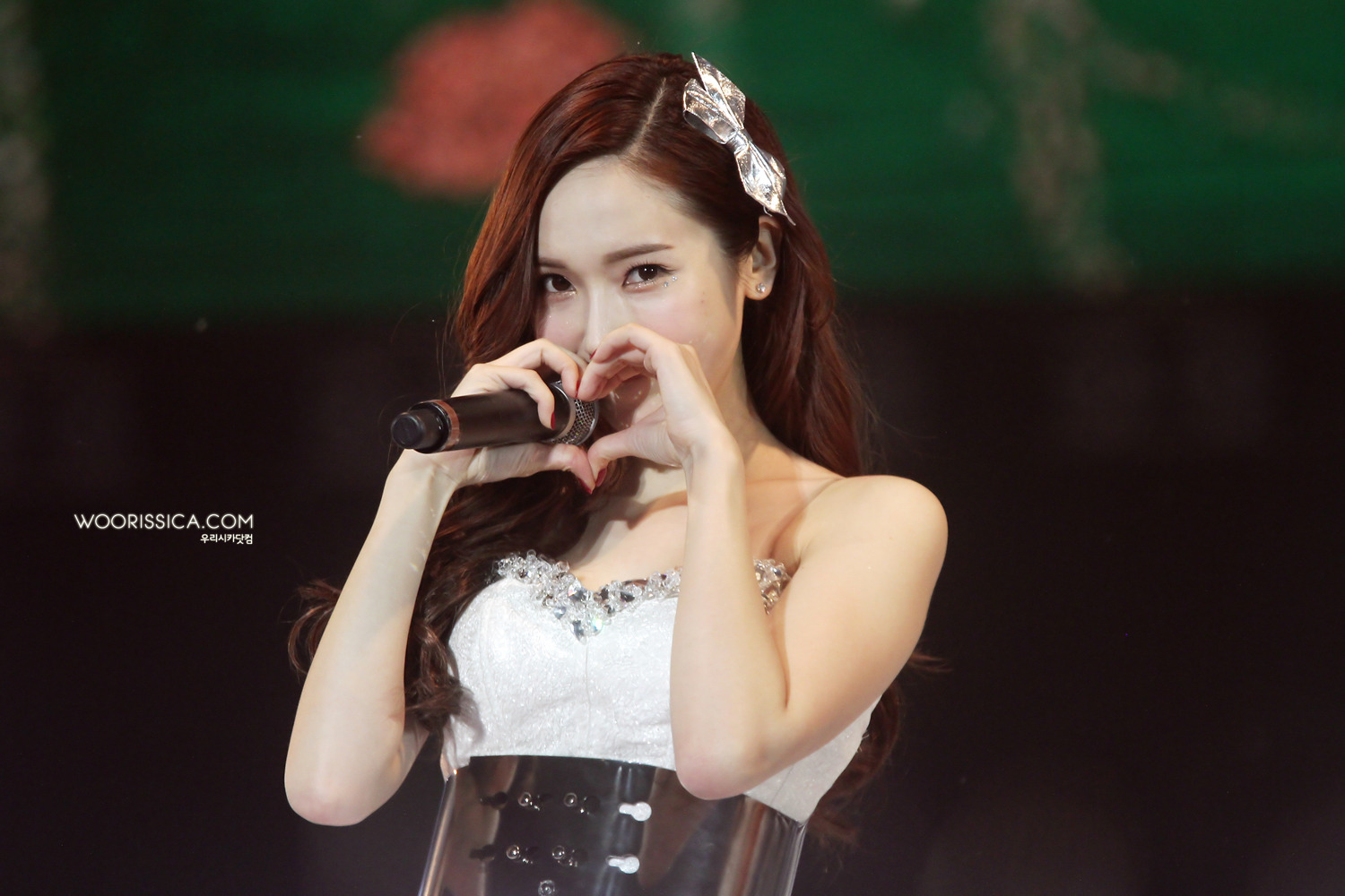 [PIC][08/09/10-11-2013]Hình ảnh mới nhất từ "2013 Girls' Generation's World Tour – Girls & Peace in HongKong" của SNSD - Page 29 2258F73F5284BA20335417