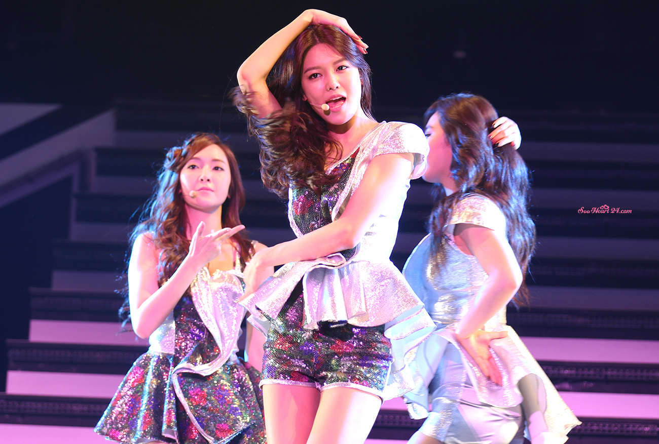 [PIC][14-12-2013]SNSD biểu diễn "GIRLS' GENERATION Free Live "LOVE&PEACE"" tại Yokohama Arenavào hôm nay 2718733E52B2F21A0187D4