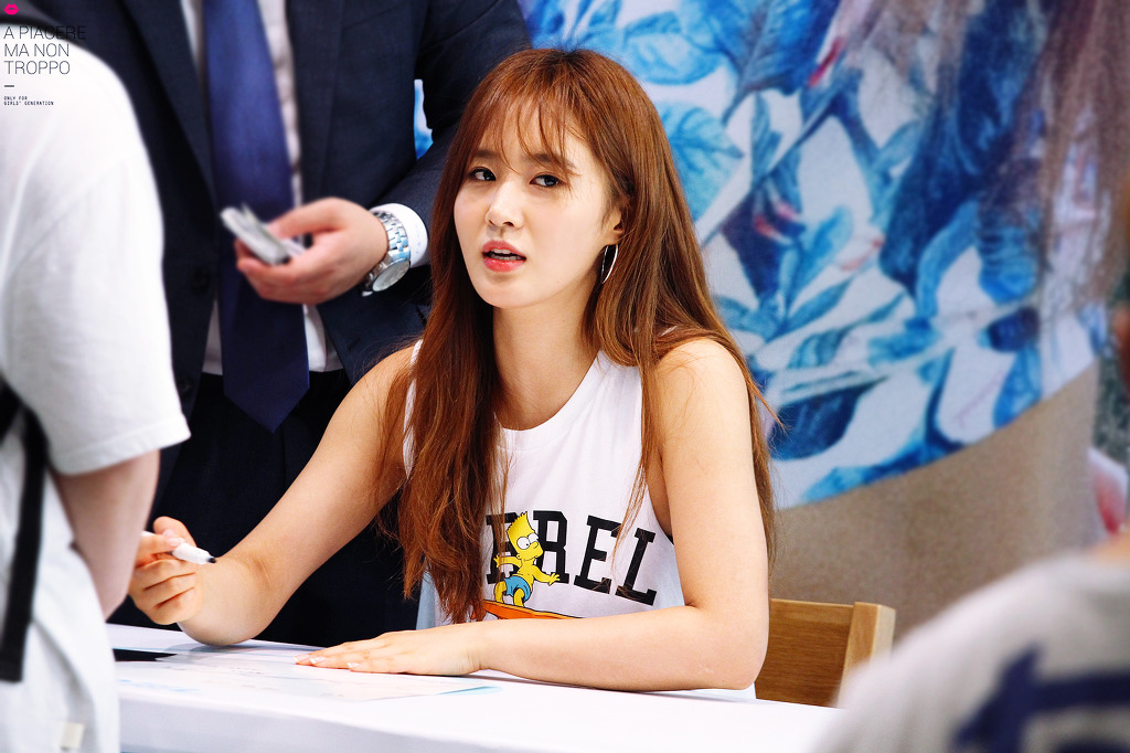 [PIC][29-07-2016]Yuri tham dự buổi Fansign cho thương hiệu “BARREL” vào chiều nay 2720C93F579CA3B618CDF2