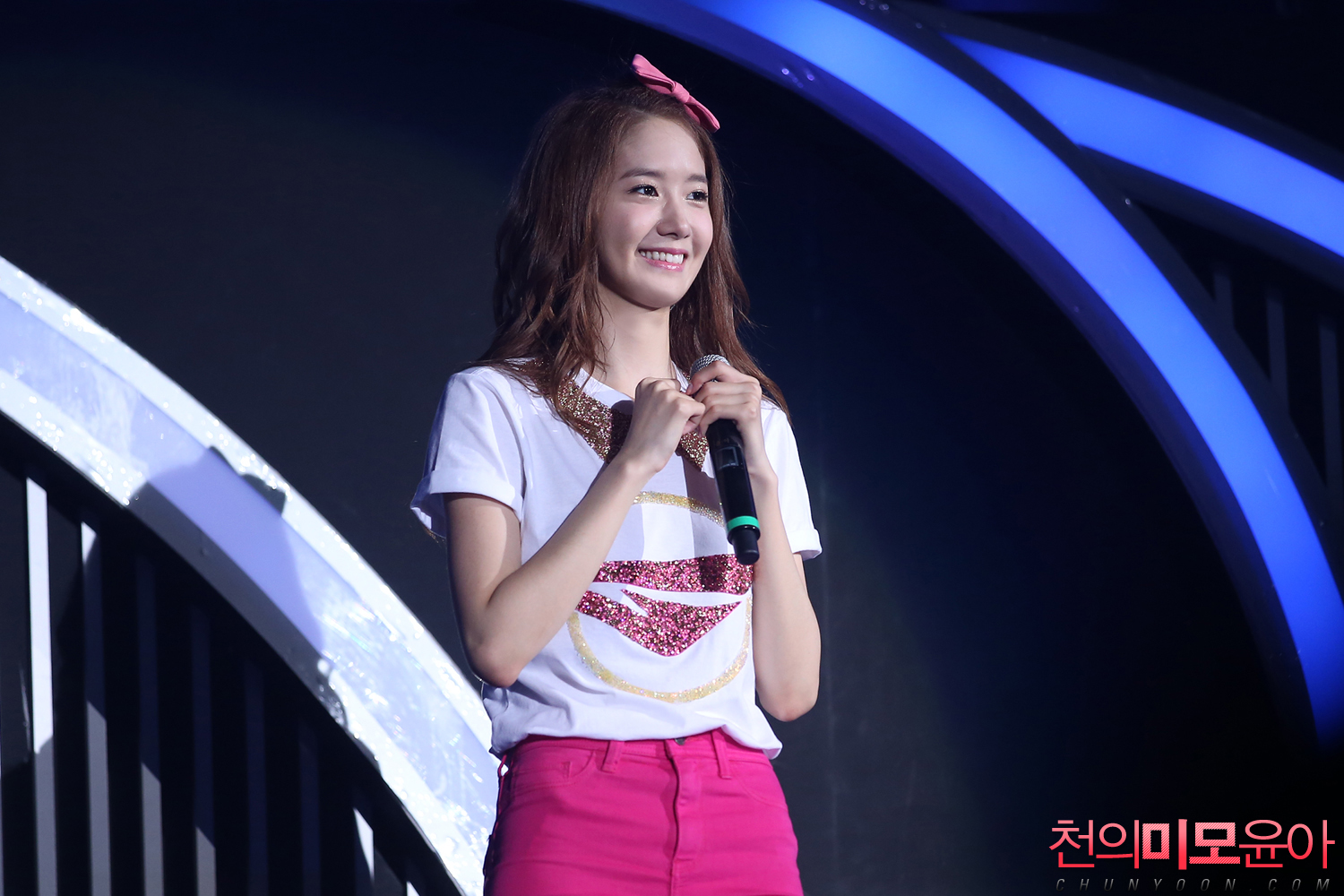 [PIC][08/09-06-2013]Hình ảnh mới nhất từ "2013 Girls' Generation's World Tour – Girls & Peace" tại Seoul, Hàn Quốc trong 2 ngày của SNSD + Selca từ hậu trường Concert của các thành viên và nhiều nghệ sĩ khác - Page 17 2103384352495D2D05CF2B