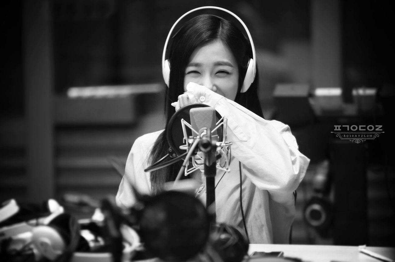[OTHER][06-02-2015]Hình ảnh mới nhất từ DJ Sunny tại Radio MBC FM4U - "FM Date" - Page 17 272AF93F5586B4E805C303