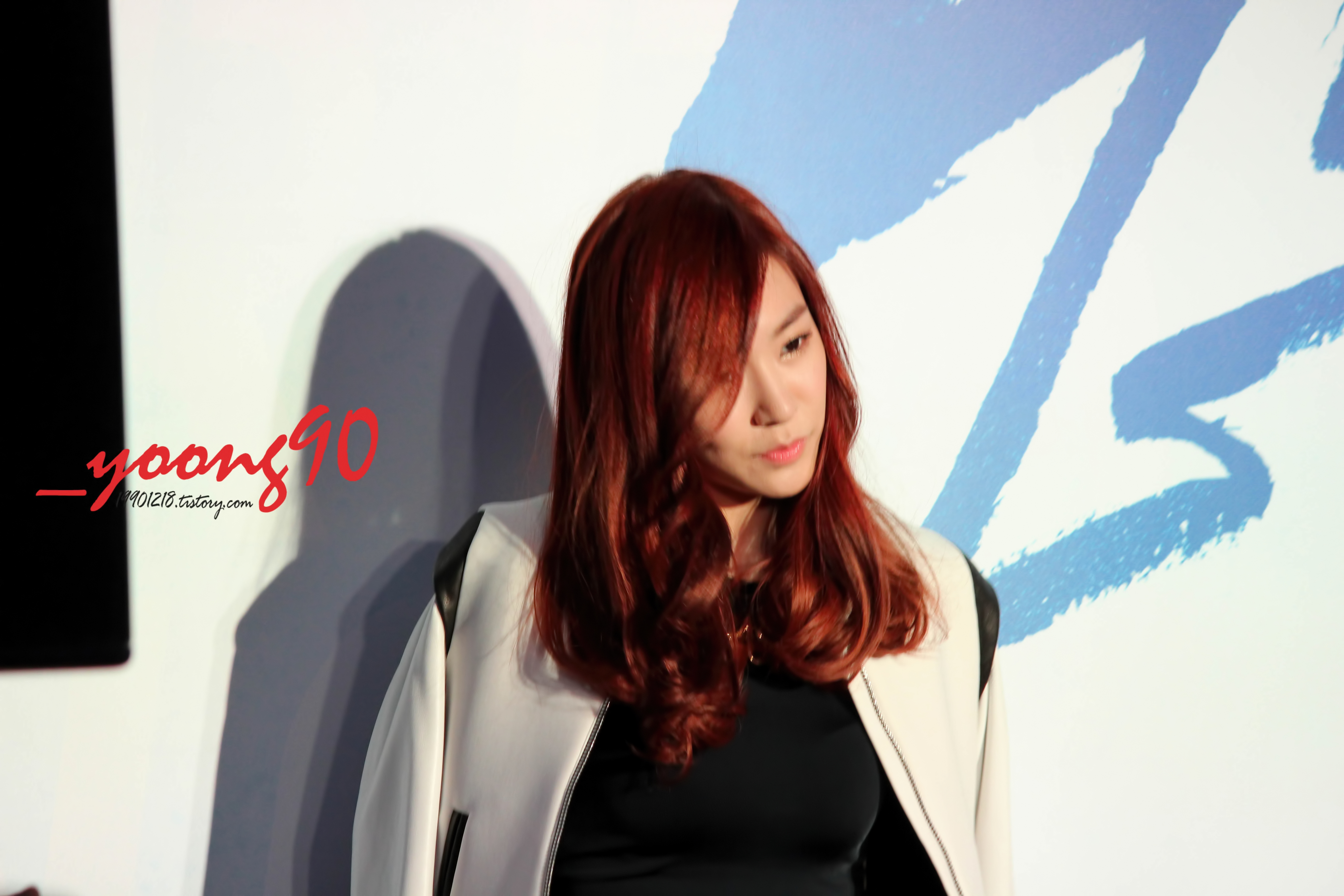 [PIC][25-10-2013]Yuri và dàn diễn viên "No Breathing" xuất hiện tại buổi công chiếu VIP vào tối nay + Tất cả các thành viên SNSD đến ủng hộ cho cô - Page 3 2760504A526D1C9525B502